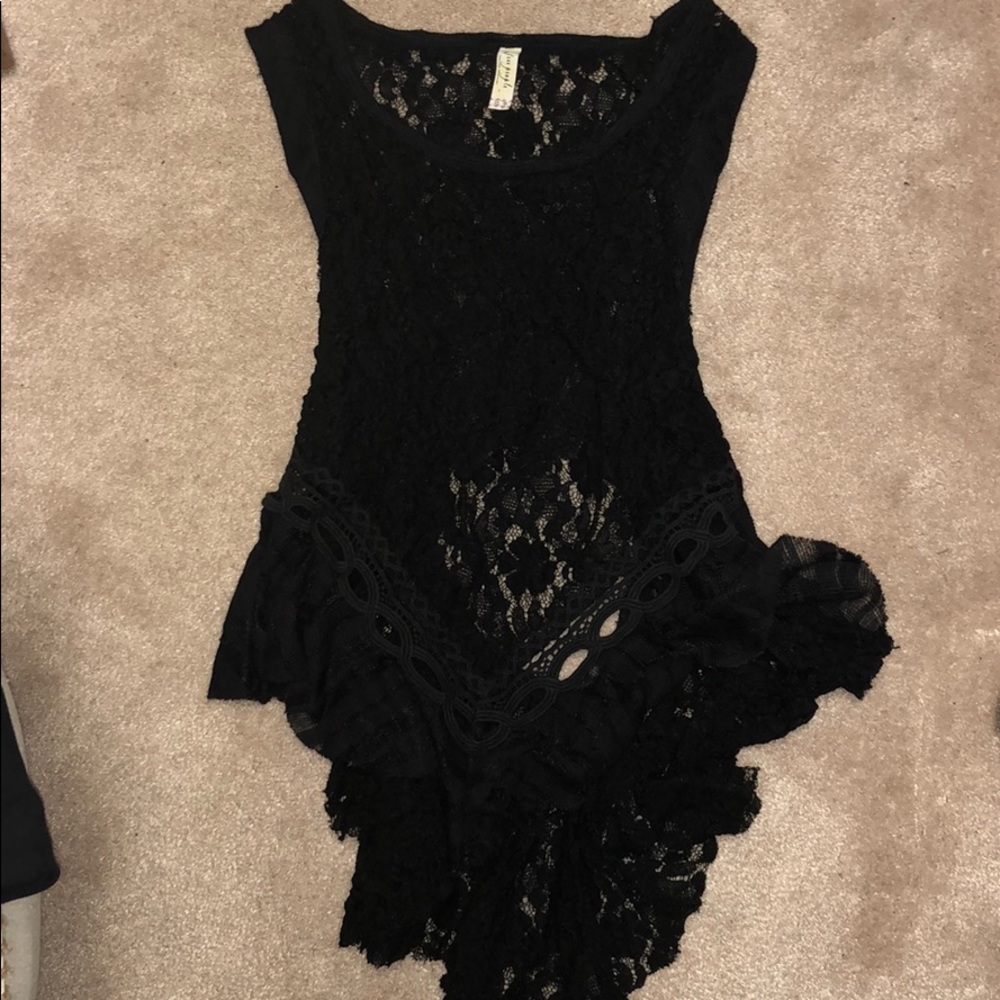 Super cute black tank